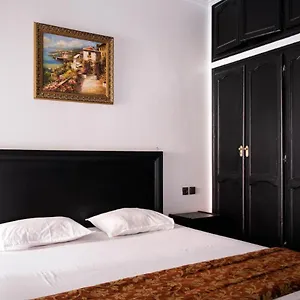 Hlb Aparthotel